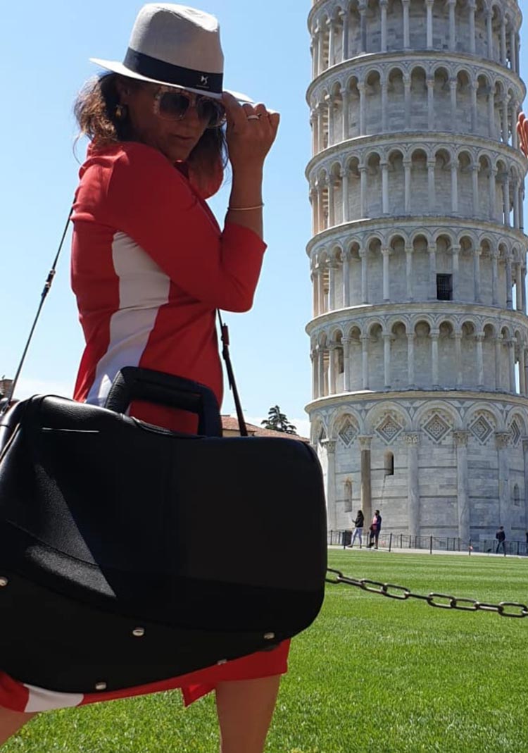 Beluga-Travel-Soft-Bag-Reviewed-MenStyleFas-Pisa-Italy-