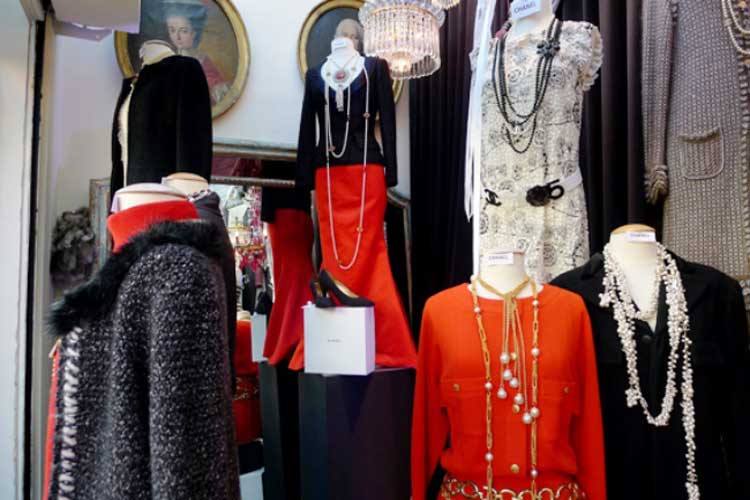 Vintage Chanel & Dior in Serpette