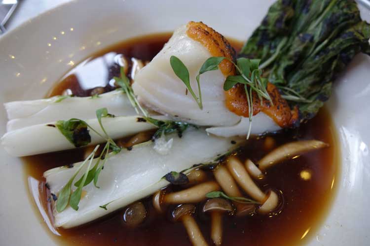 jansz-restaurant-amsterdam-miso-glazed-cod-dashi-broth