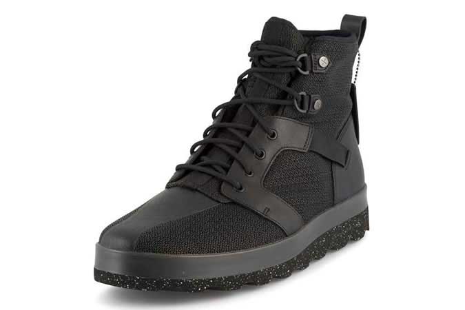 Sport Luxe Street Style Ski-Wear