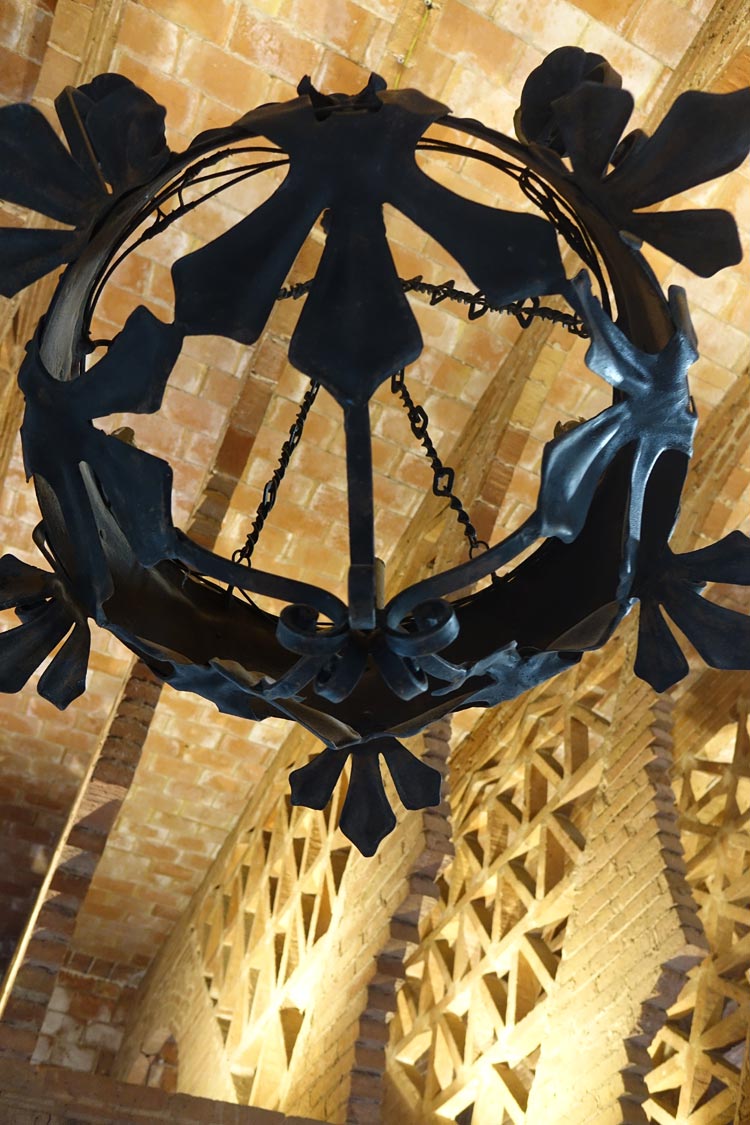 Torre Bellesguard Casa Figueres –  Antoni Gaudí