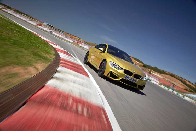 Driving the BMW M3 and M4 – The Drive