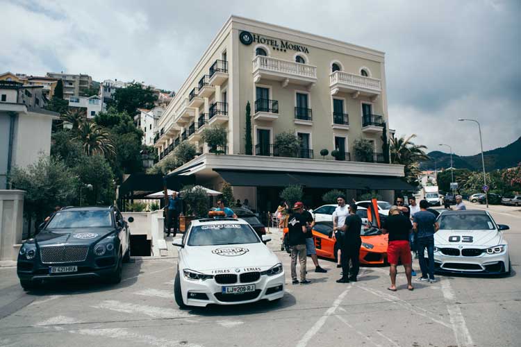 Oneliferally – The Battle Of The Super Car Race
