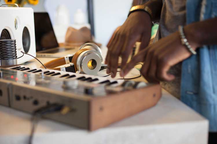 Ashdown Engineering – Meters OV-1 Headphones Review