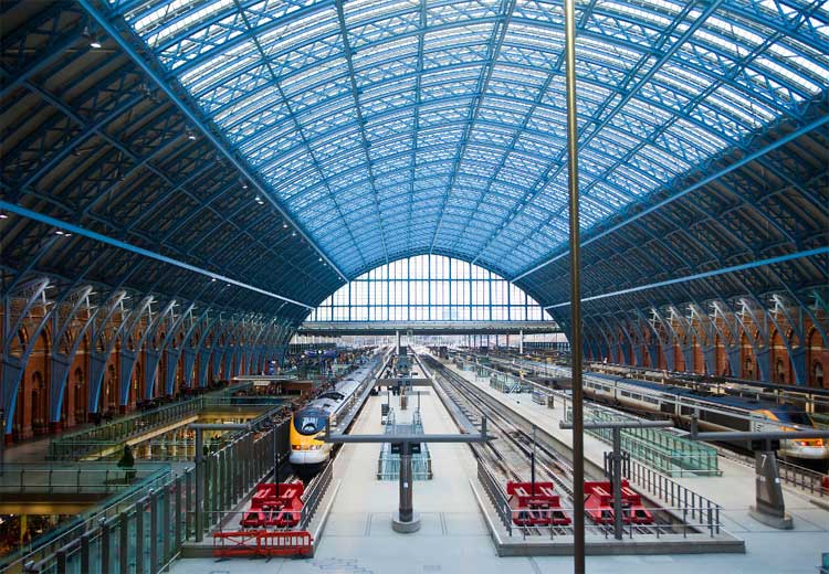 St. Pancras Renaissance Hotel London – Victorian Grandeur