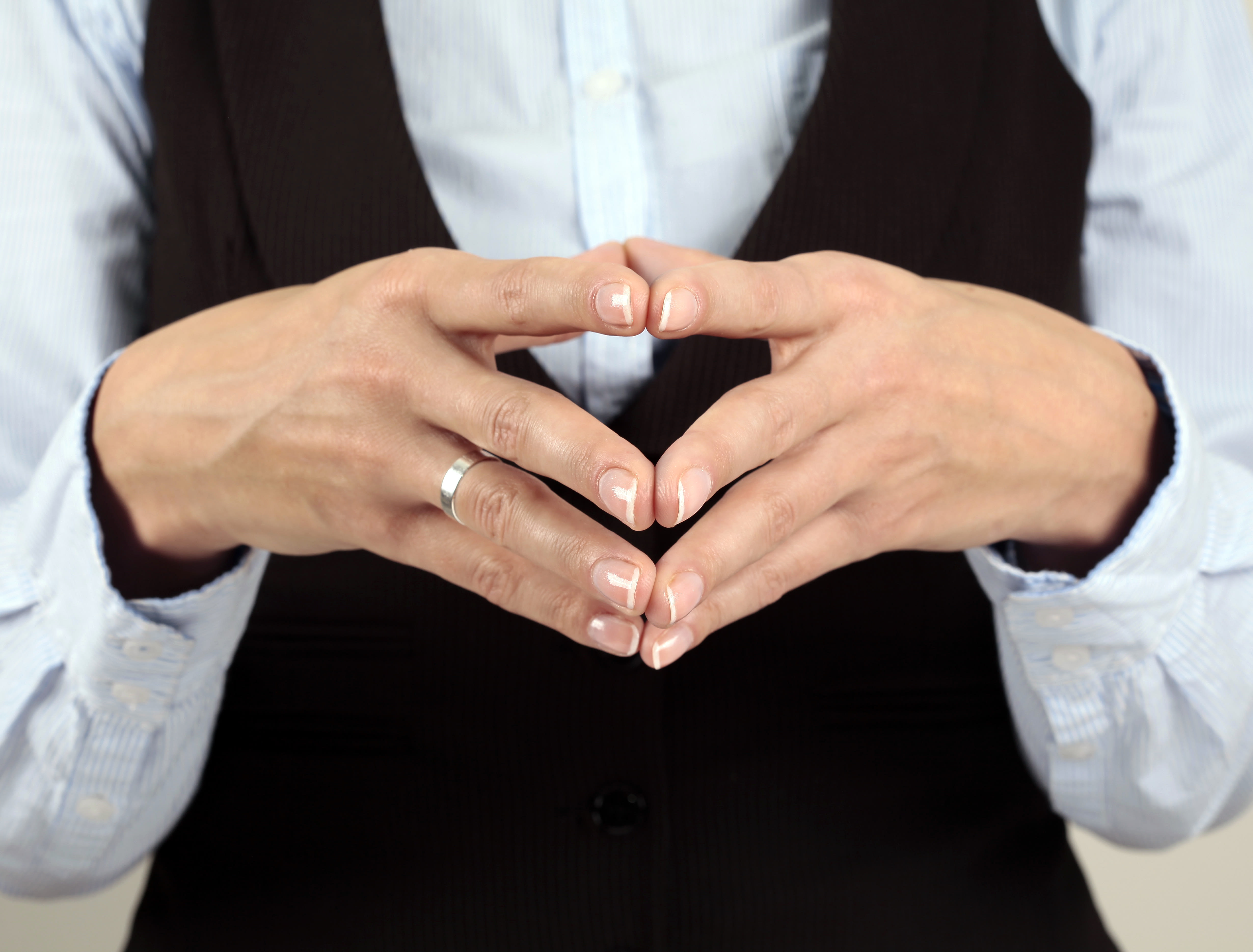 How To Tell If A Girl Likes You