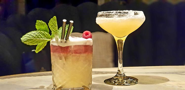 Armathwaite Hall Hotel & Spa in Lake District MenStyleFashion 2018 (11) coctkail Bar