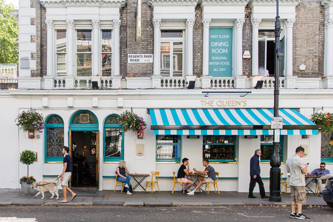 The Queen's Pub