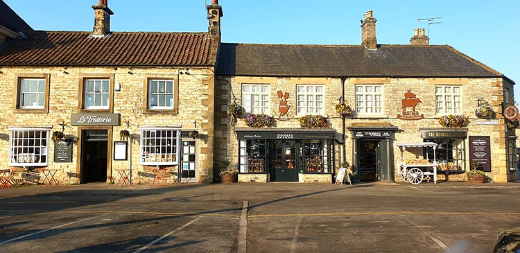 Helmsley North Yorkshire city centre (1)