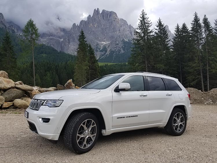 Camp Jeep Italy – Offroad Fun With Cherokee & Wrangler