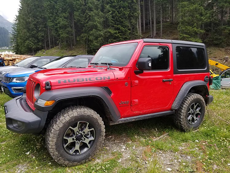 Camp Jeep Italy – Offroad Fun With Cherokee & Wrangler